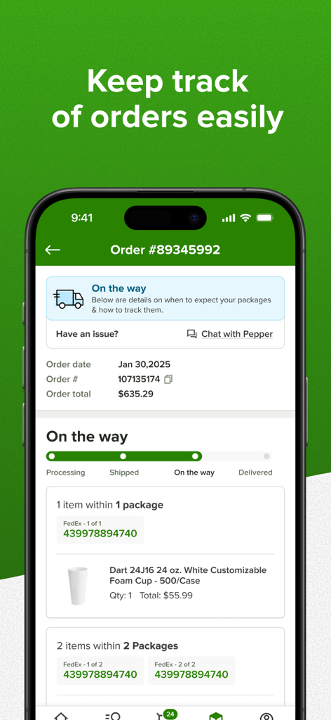 WebstaurantStore - Pantalla de la aplicación móvil WebstaurantStore que muestra los detalles del pedido y el estado de entrega de los suministros del restaurante