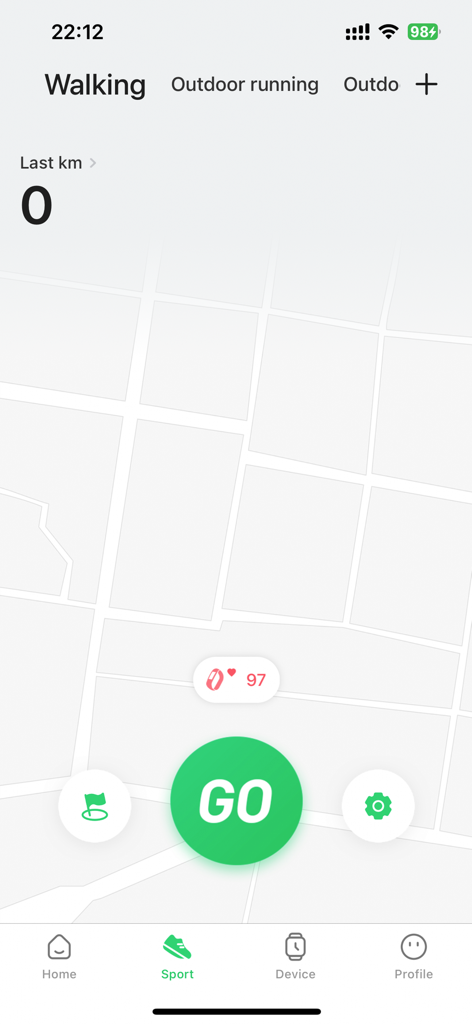 GloryFitPro - Interfaz de la aplicación GloryFitPro que muestra el rastreador de actividad de caminata con mapa y botón de inicio