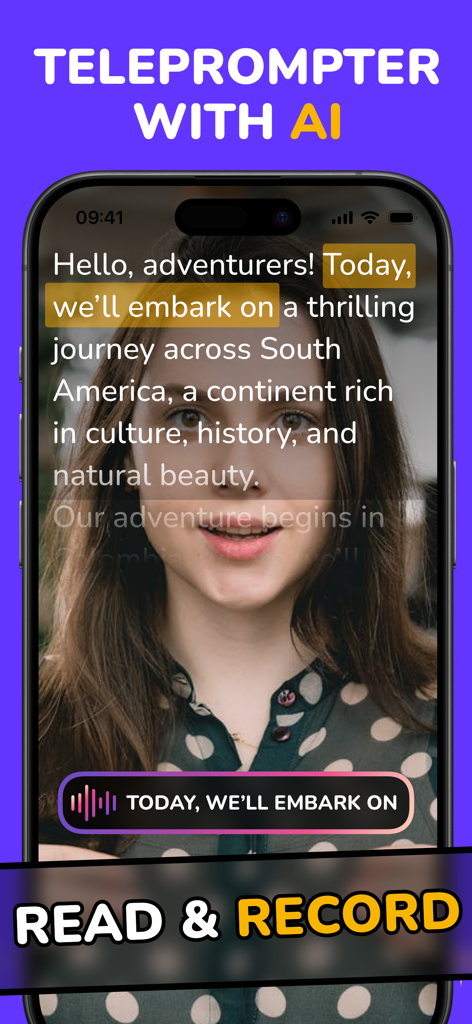 Teleprompter App - Autokue - Uma criadora gravando um vídeo usando o aplicativo teleprompter Autokue com rolagem de roteiro por IA e rastreamento de voz