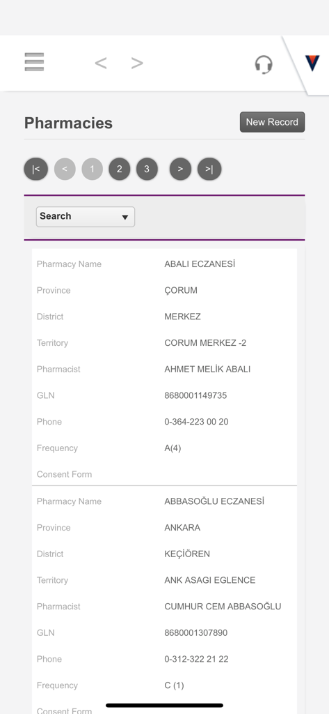 Veribase - Oberfläche der Veribase-App mit einer Liste von Apotheken-Datensätzen mit Standort- und Kontaktdetails.