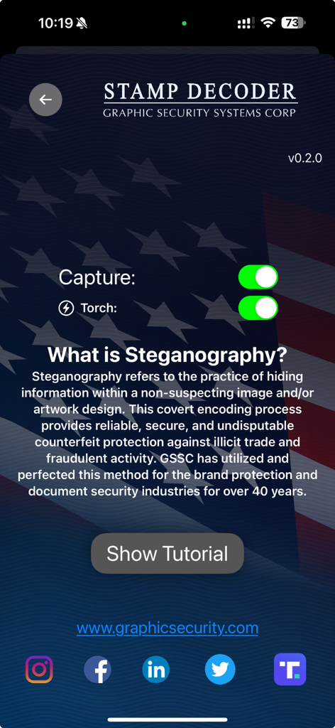 Digital Stamp Decoder - Pantalla de información de la aplicación Decodificador Digital de Sellos que explica la esteganografía y presenta configuraciones para captura y antorcha