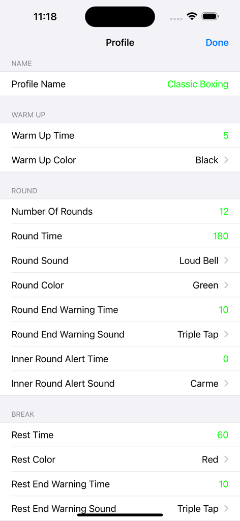 Boxing Interval Timer - Ein mobiler Bildschirm, der anpassbare Profileinstellungen für ein Boxtraining zeigt, einschließlich Runden, Aufwärmen und Pausenzeiten.