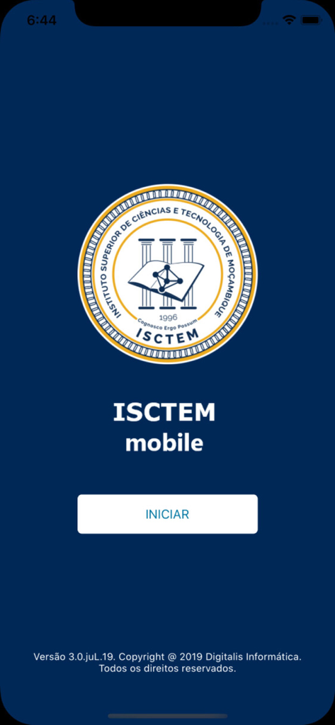 Splash screen of the ISCTEM Mobile app featuring the university logo and a start button