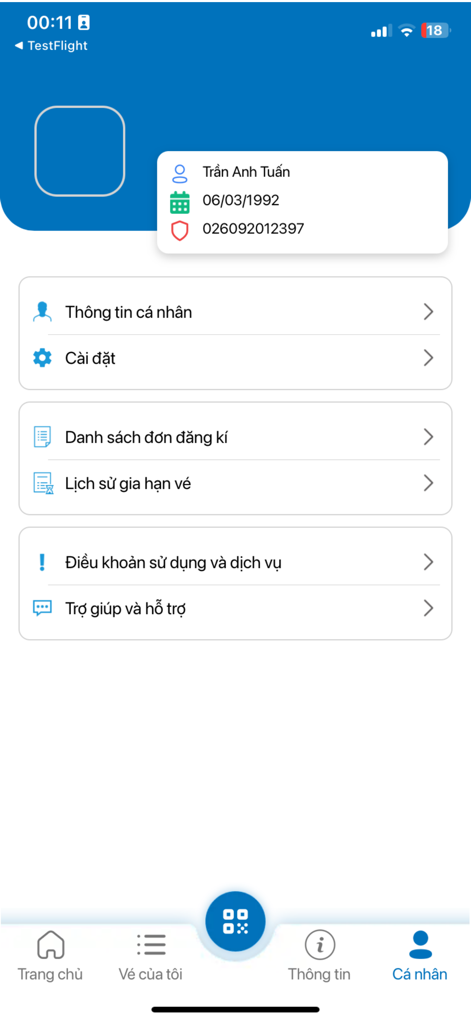 Hà Nội Metro - ハノイメトロモバイルアプリのユーザープロフィールとアカウント設定画面。個人情報とチケット管理オプションが表示されています。
