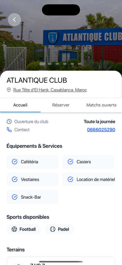 Sportym - Interface de l'application mobile montrant les détails du Club Atlantique avec des options de football et de padel à Casablanca