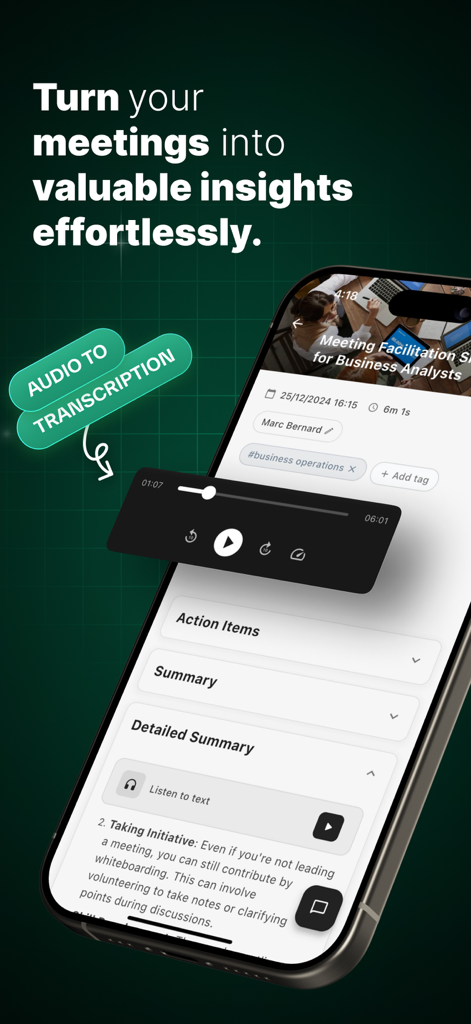 Écran de smartphone montrant l'application Anotar transcrivant une réunion en résumés et éléments d'action.