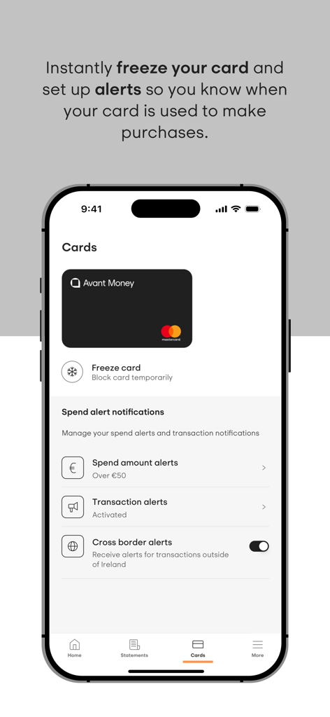 Pantalla de la aplicación Avant Money que muestra la configuración de bloqueo de tarjeta y notificaciones de alerta de gasto