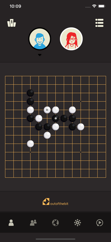 Five In a Row - Gomoku - A Gomoku board game match in progress with black and white stones on a grid