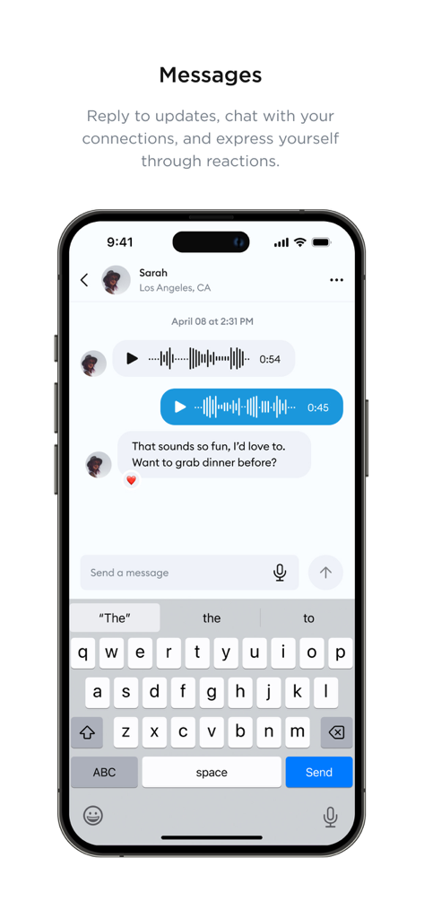 Interface do aplicativo Raya mostrando uma tela de chat privado com mensagens de texto e notas de voz