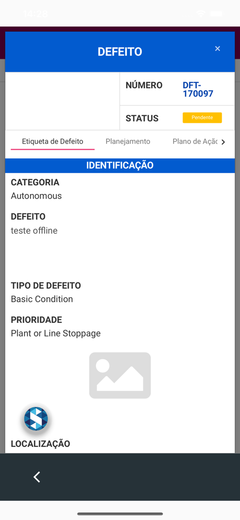 Solvace - A screen from the Solvace app displaying a manufacturing defect report with priority and status information.