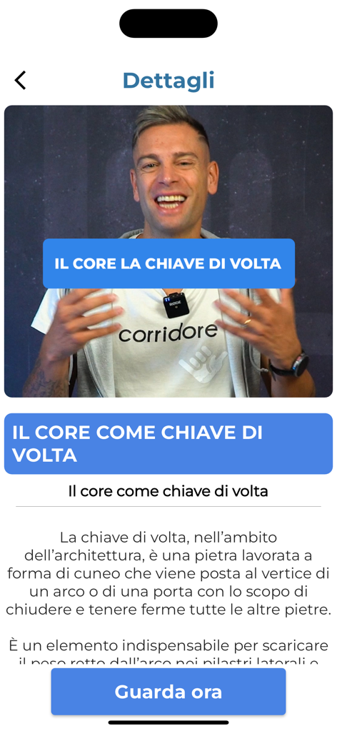 SempreDiCorsa - Screenshot of the SempreDiCorsa app showing a video tutorial detail page for core training with coach Lorenzo Lotti