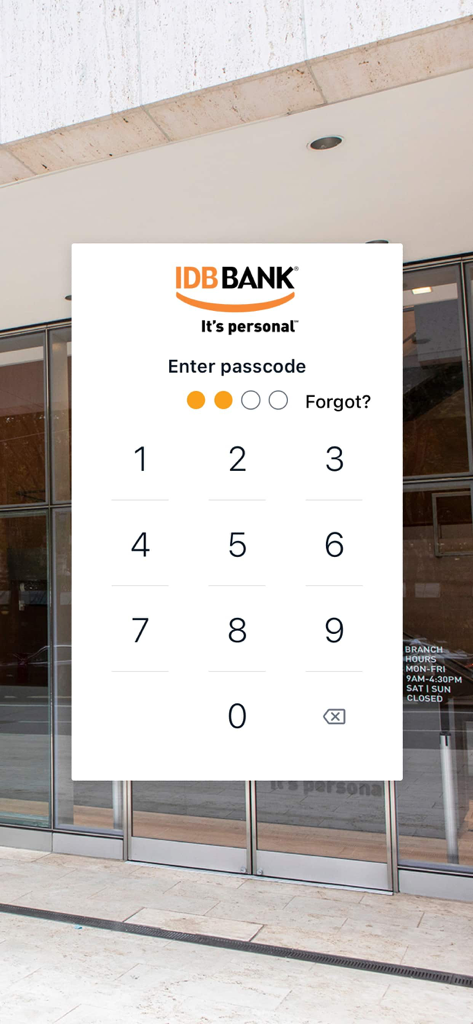 IDB Direct - Tela de login do aplicativo IDB Direct com um teclado numérico para acesso seguro à conta.
