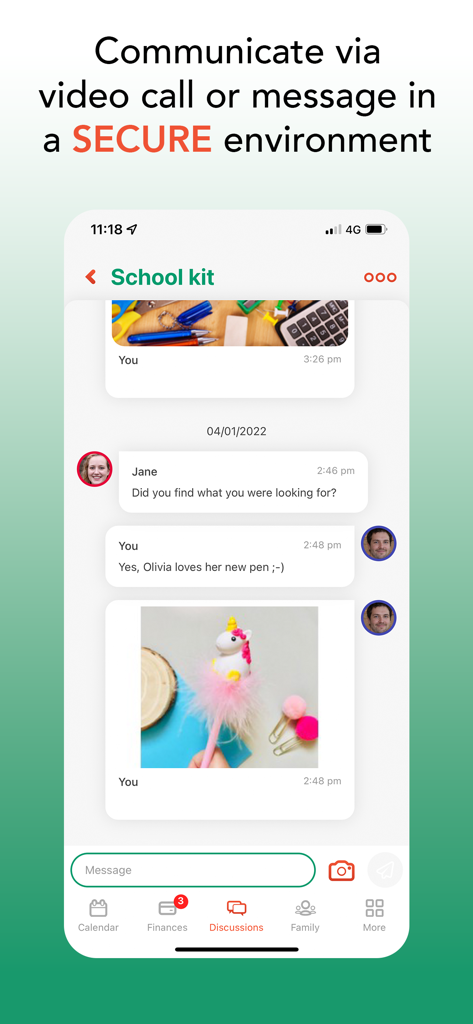 2houses: Better Co-parenting - Schermata di messaggistica sicura nell'app 2houses che mostra una conversazione tra genitori riguardo ai materiale scolastici.