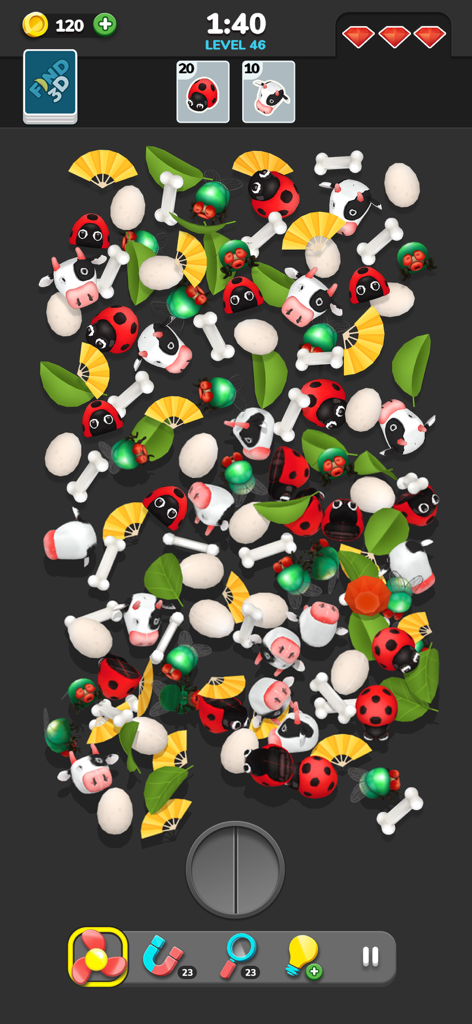 Find 3D ™ - Match 3D Items - Find 3D Match 3D Items Spielbildschirm mit einem Stapel von zu sortierenden und zu kombinierenden Objekten