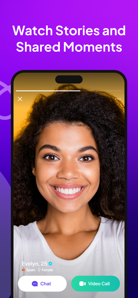 Interfaz de la app TopLive mostrando un perfil de usuario con opciones de videollamada y chat.