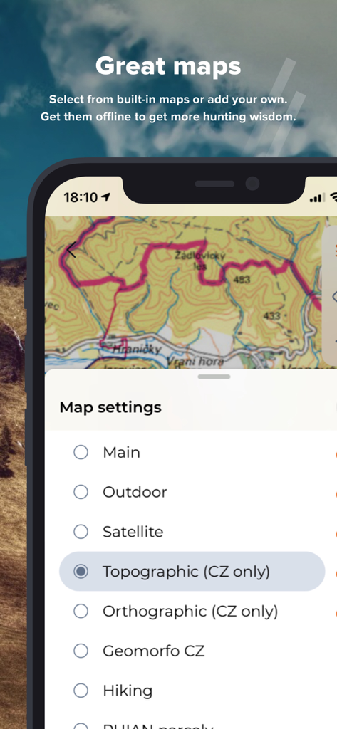 Hunterra: map&book your hunts - Hunterra app interface showing various topographic and satellite map settings for hunting