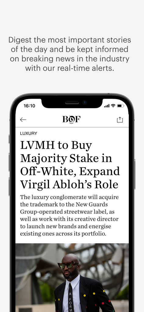 BoF Professional - Una captura de pantalla de la aplicación BoF Professional que muestra un artículo de noticias de última hora sobre la adquisición por parte de LVMH de una participación mayoritaria en Off-White.