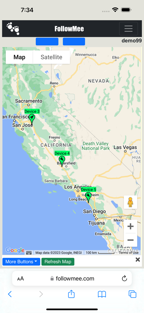 FollowMee GPS Location Tracker - Un'interfaccia mappa web di FollowMee GPS Location Tracker che mostra più dispositivi tracciati in California.