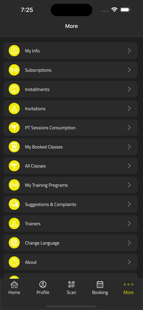 La schermata delle impostazioni Altro dell'app Fit Hub Gym con abbonamenti e gestione delle lezioni.