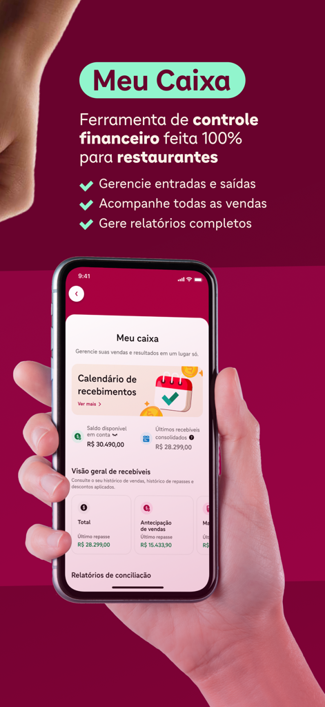 Mão segurando um telefone com o aplicativo iFood Pago mostrando o painel de controle financeiro Meu Caixa