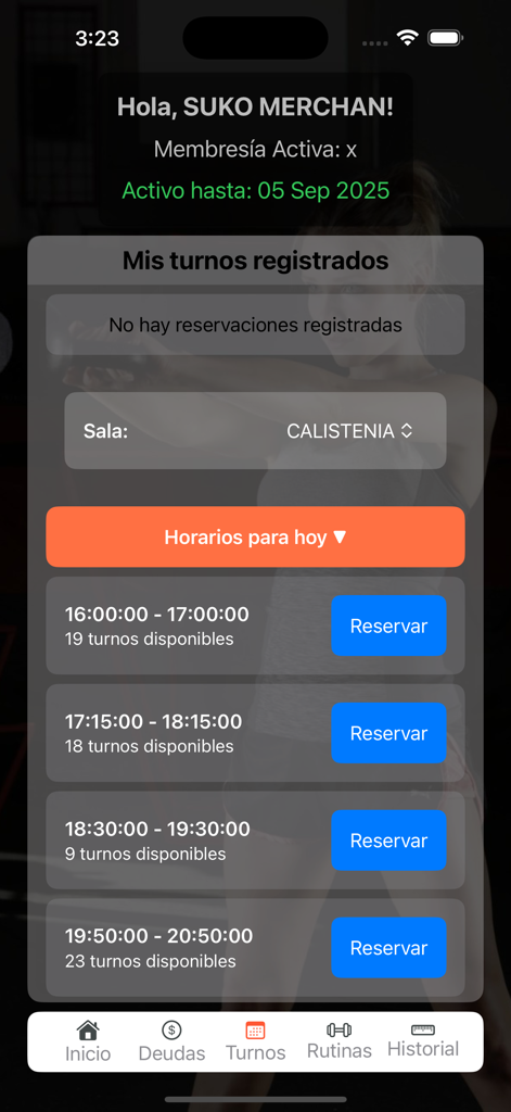 KlanbarzApp - Mobile app screen for booking calisthenics classes at KlanBarz gym showing available time slots