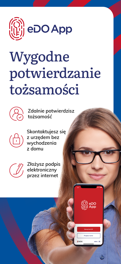 Una donna che tiene in mano uno smartphone che mostra l'eDO App per la verifica remota dell'identità e le firme elettroniche