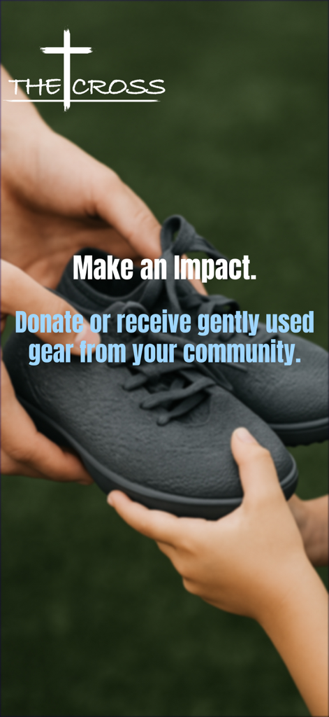 도네이트플레이스 커뮤니티 장비 기능을 위해 성인이 어린이에게 운동화를 건네는 모습