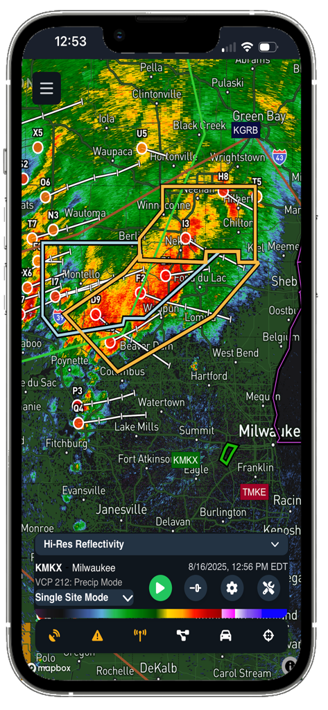 cycRad - cycRad app displaying high resolution weather radar and storm tracking data on a map