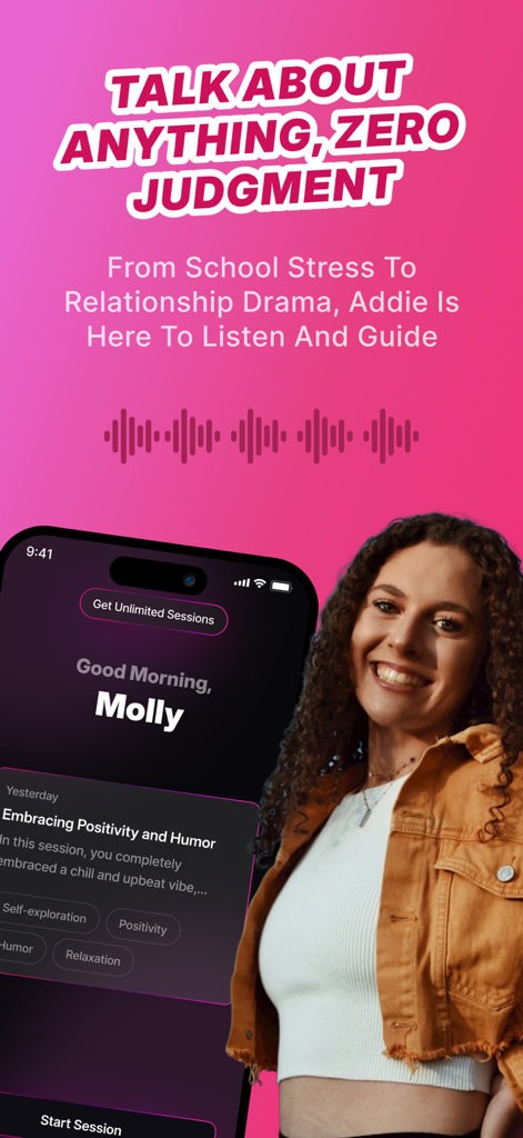 AI Vent Therapy AdviceLine AI - Una joven sonriendo junto a un teléfono inteligente que muestra la interfaz de la aplicación AdviceLine AI para aliviar el estrés y desahogarse