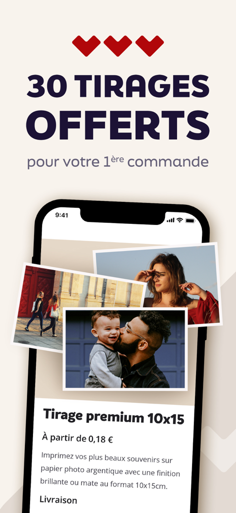 Schermata dell'app Photoweb che mostra un'offerta di benvenuto per trenta stampe fotografiche premium gratuite