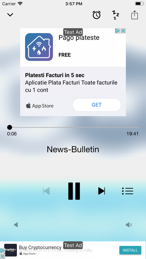 DW Amharic by AudioNow - Interfaz del reproductor de audio de la aplicación DW Amharic que muestra la reproducción de un boletín de noticias con botones de control