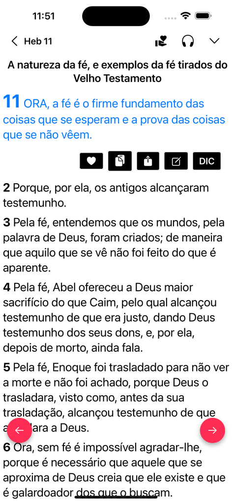 Biblia CCB - Visão de leitura do aplicativo móvel Biblia CCB mostrando versículos bíblicos em português com ícones de estudo e navegação