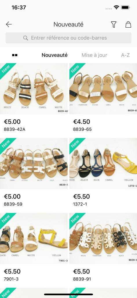 La aplicación móvil C'M paris que muestra un catálogo mayorista de nuevas sandalias para mujer con precios.