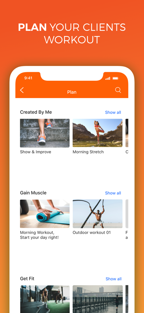 Interfaz de la aplicación Virtuagym Coach mostrando una galería de planes de entrenamiento para clientes categorizados por objetivos como Ganar Músculo y Ponerse en Forma