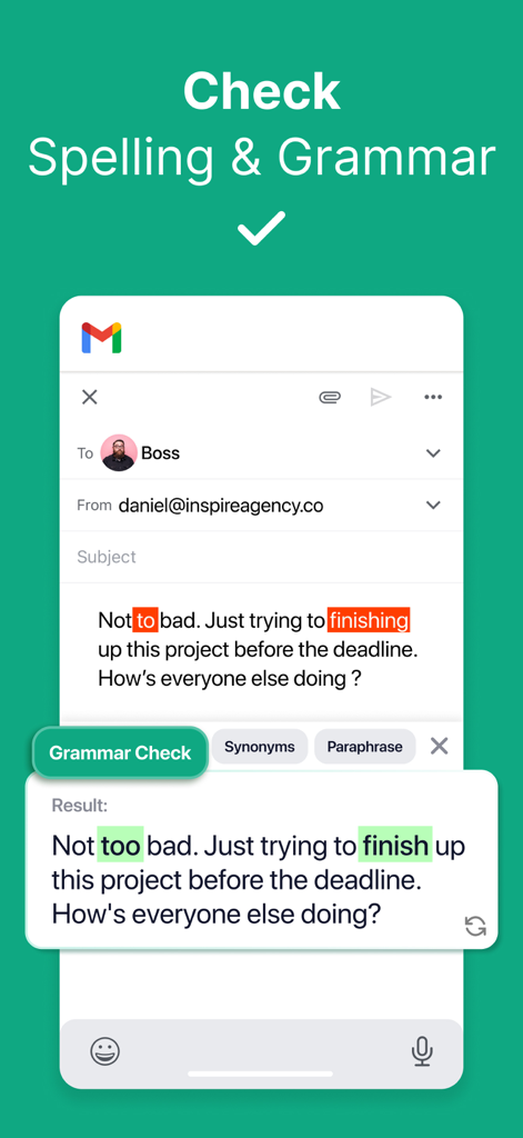 TypeAI: AI Keyboard & Writer - Gmail에서 전문 이메일 초안의 철자 및 문법을 확인하는 TypeAI 앱을 표시하는 스마트폰 화면.