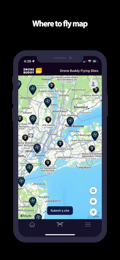 Drone Buddy: Fly Drone Safely - Una interfaz móvil de la aplicación Drone Buddy que muestra un mapa con sitios y ubicaciones de vuelo de drones de origen comunitario