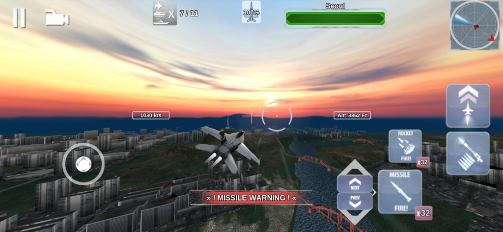 Caça voando sobre Seul ao pôr do sol na jogabilidade de FoxOne Special Missions +