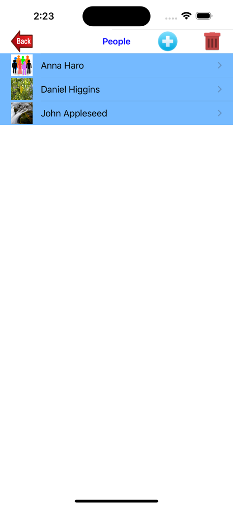 Event Manager - イベントマネージャーアプリのゲストリスト画面。アンナ・ハロ、ジョン・アップルシードなどの名前が表示されています。