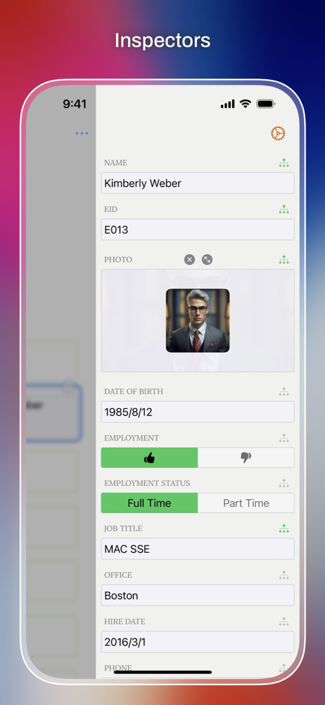 Una pantalla de aplicación móvil que muestra campos detallados de información del empleado como nombre, foto, cargo y estado de empleo.