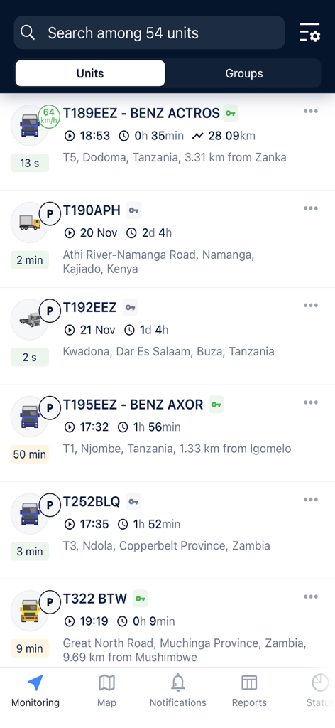 Waw Group - Waw Group app screen displaying a list of tracked vehicles with status and real-time location details