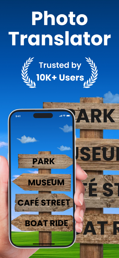 AI Voice Translator: Translate - Smartphone exibindo tradução de fotos em tempo real de placas direcionais de madeira