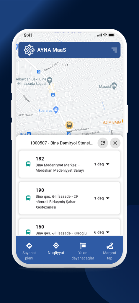 AYNA MaaS - Interfaz de la aplicación AYNA MaaS que muestra llegadas de autobuses en tiempo real y un mapa interactivo de la ciudad para la navegación urbana