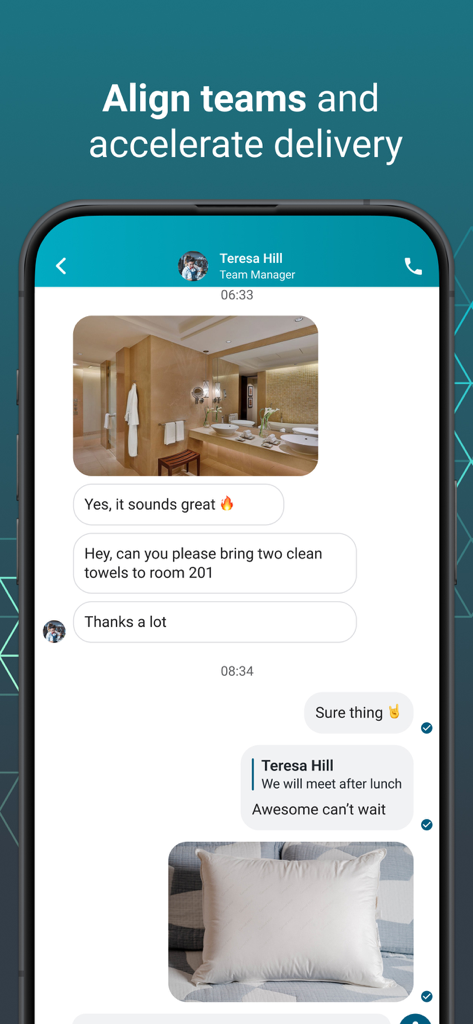 Beekeeper - Digital Workplace - Beekeeper app interface showing real-time team chat and photo sharing for frontline workers.