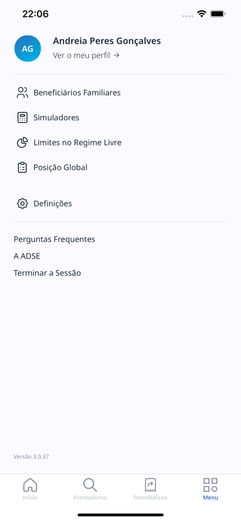 Main menu of the MyADSE app showing profile settings and family beneficiary options.