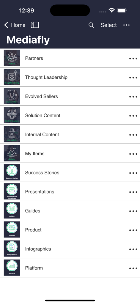 Mediafly - Panel de la aplicación móvil Mediafly que muestra una lista de categorías de contenido de ventas como presentaciones, guías e infografías.