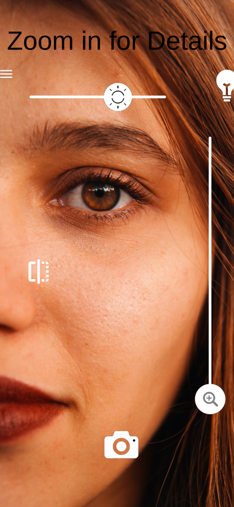 Mirror: How Others See You! - Vista de primer plano de la cara de una mujer usando la función de zoom en la aplicación Espejo para maquillaje y arreglo personal