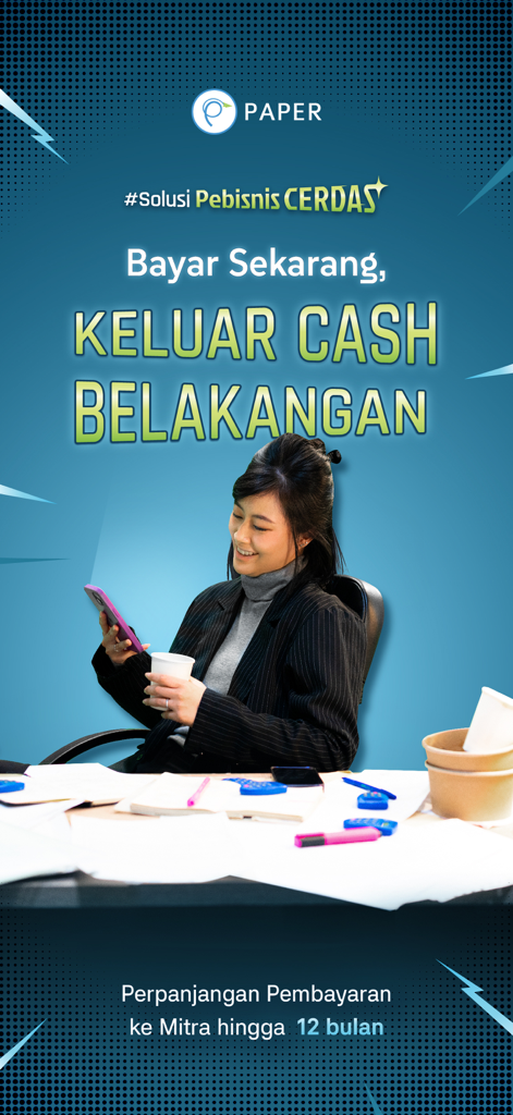 Paper.id: Online Invoicing - A professional entrepreneur using the Paper.id mobile app at her desk to manage business payments and optimize cash flow