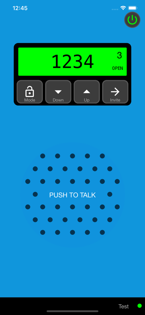 Talk Hit! Walkie Talkie - Interfaz de la aplicación Talk Hit Walkie Talkie con un botón digital push to talk y controles de canal retro