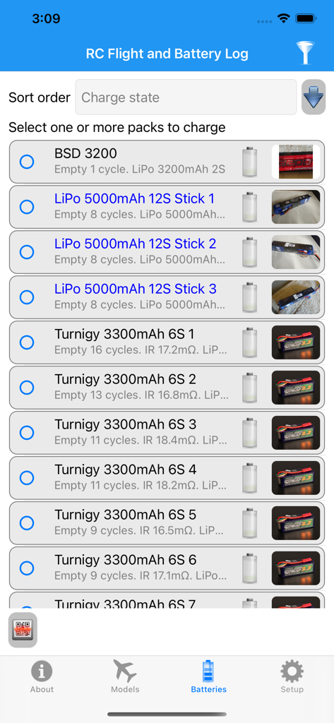 RC Flight and Battery Log - Battery management screen showing LiPo battery cycle counts and internal resistance for RC pilots