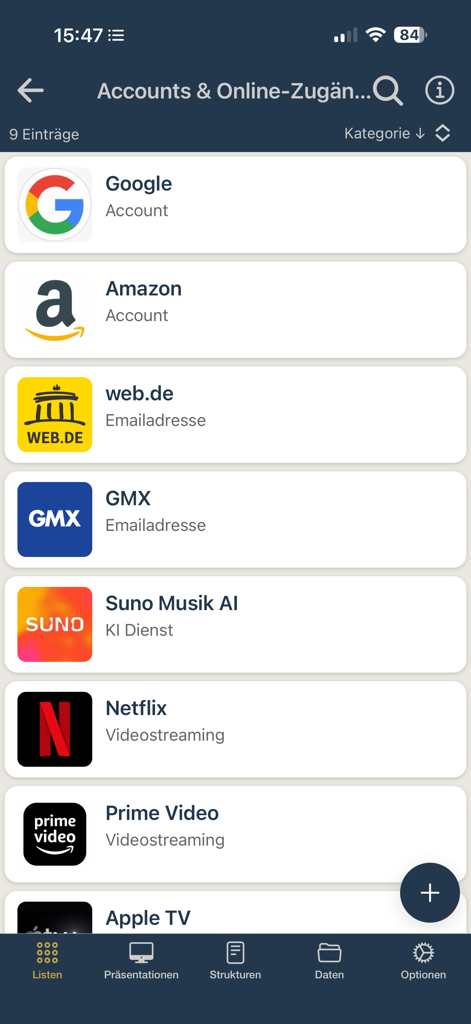 CollectAll Collections - Uma lista de contas de serviços digitais incluindo Google, Amazon e Netflix gerenciadas na interface do aplicativo CollectAll.